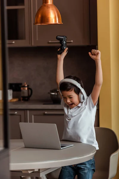 Kyiv Ukraine April 2020 Excited Asian Boy Playing Video Game — Stock Photo, Image