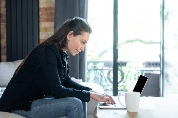 Side View Happy Freelancer Using Laptop Blank Screen Cup Coffee — Stock Photo, Image