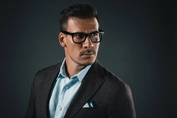 Stilvoller Mann mit Brille — Stockfoto
