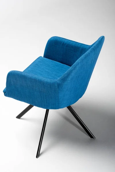 Chaise bleue élégante — Photo de stock