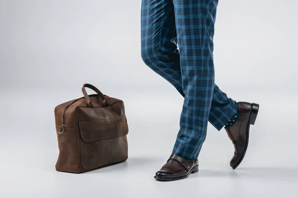 Fashionable man with bag — Stock Photo