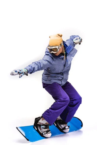 Donna scivolo su snowboard — Foto stock