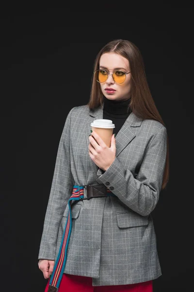 Frau mit Kaffee — Stockfoto