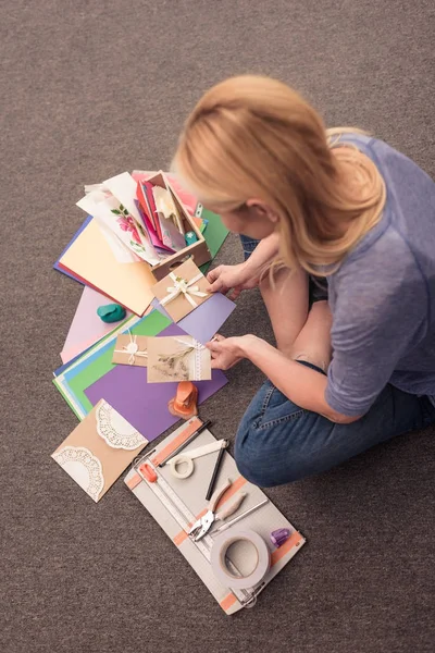 Woman paper crafting at home — Stock Photo