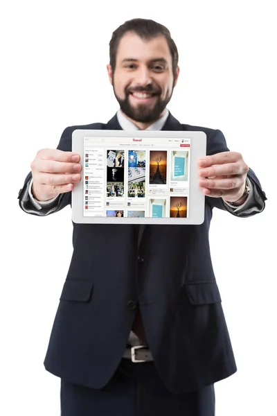 Tablet con sito web pinterest — Foto stock