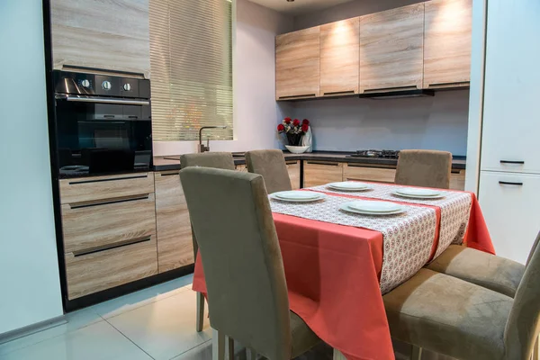 Modern kitchen and dinning room interior — Stock Photo