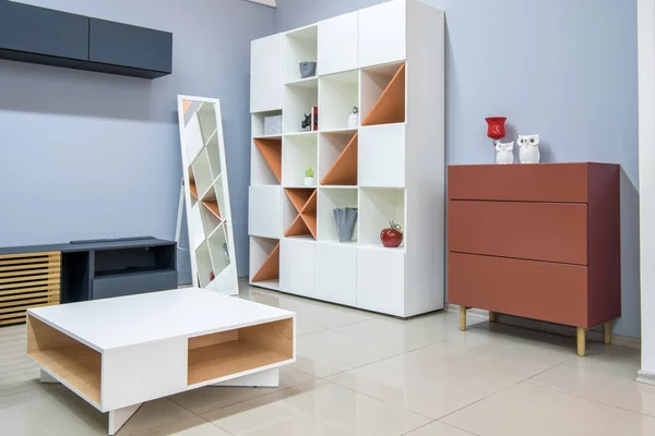 Salon intérieur moderne avec mobilier — Photo de stock