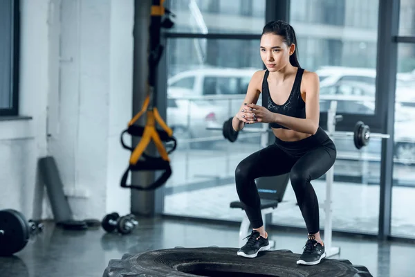 Woman at gym — Stock Photo