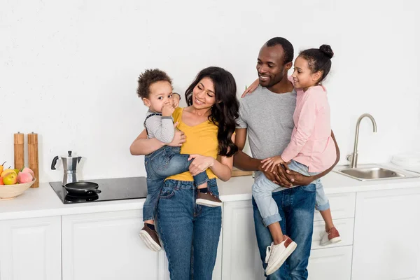 Familie — Stockfoto