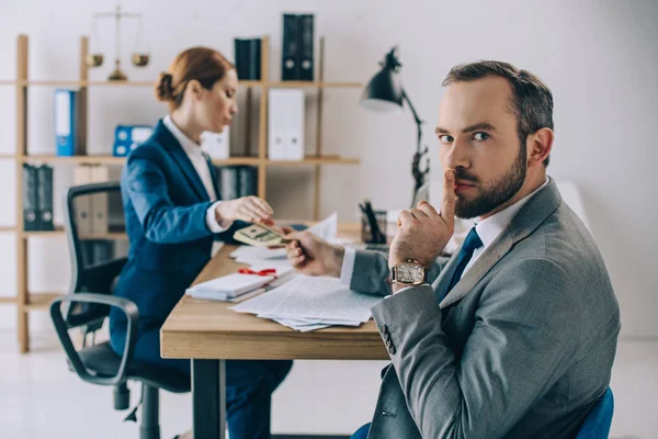 Bribe — Stock Photo