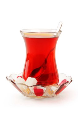Geleneksel bardakta Türk çayı