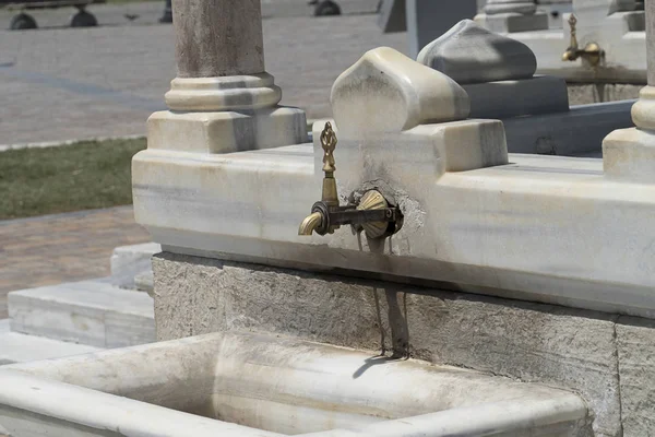 Fonte Pedra Histórica Velha — Fotografia de Stock