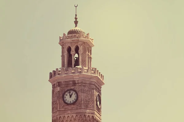 Izmir Turkiet Klocktornet Vid Torget Konak — Stockfoto