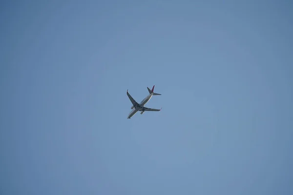 Samolot Niebo Spód Dolnej Strony — Zdjęcie stockowe
