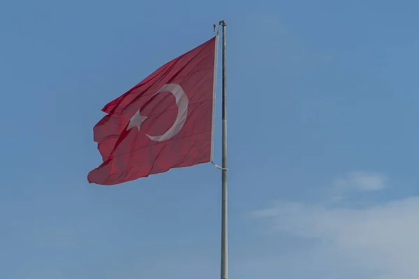 Bandeira Turca Fundo Céu Azul — Fotografia de Stock