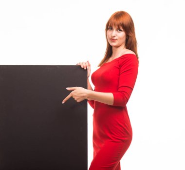 Sunu gösterilen, afiş üzerinde işaret mutlu kadın