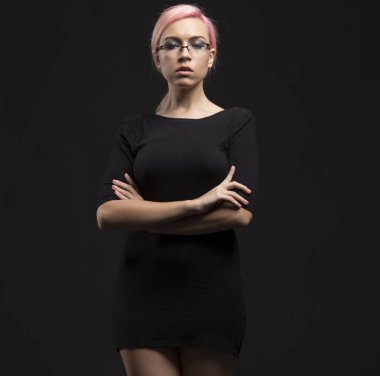 Genç seksi kadın gösteren sunu