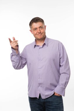 Eller tarafından gösterilen genç gizemli adam.