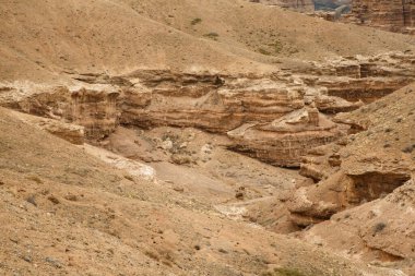 Charyn Kanyonu, Kazakistan 'da Mars manzarasına benzer ünlü bir yerdir.