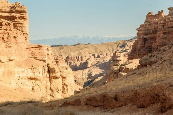 チャリン峡谷は 火星の風景と同様に カザフスタンで有名な場所です — ストック写真