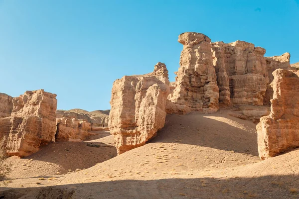 チャリン峡谷は 火星の風景と同様に カザフスタンで有名な場所です — ストック写真