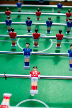 Parti için masa futbolu oyunu