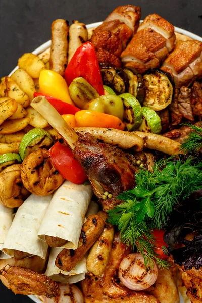 Kebab Assortiti Anatra Con Frutta Bistecca Ribeye Tibon Amur Koktal — Foto Stock