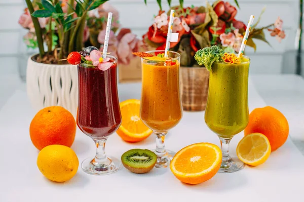 Smoothie Frais Aux Fruits Légumes Saine Alimentation — Photo