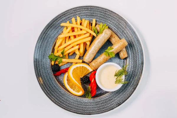 Baby Gericht Hühnerwurst Mit Pommes — Stockfoto