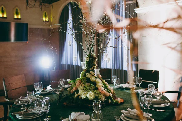 Tablolar düğün dekorasyon