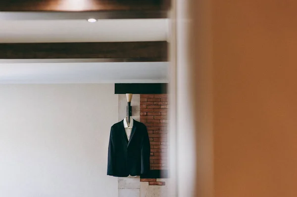 Der Anzug des Bräutigams — Stockfoto