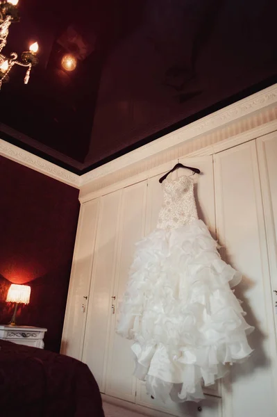 Vestidos de noiva bonita casamento separadamente — Fotografia de Stock