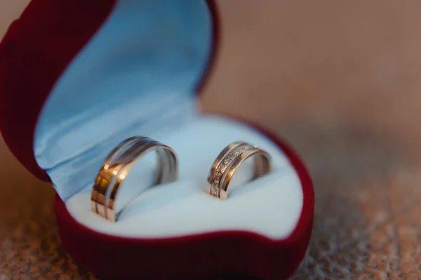 Dua cincin pernikahan — Stok Foto