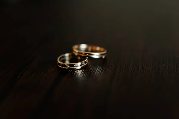 Dos anillos de boda — Foto de Stock