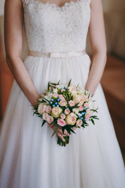 Güzel gelin gelinlik daire