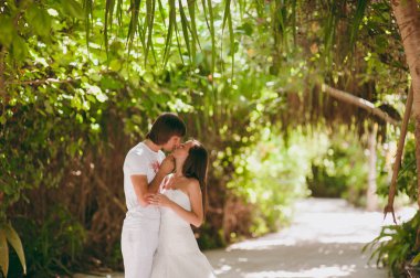 Evlilik çift avuç içi bir adada