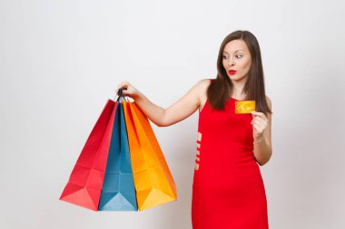 Kırmızı dre çekici çekicilik moda genç kahverengi saçlı kadın