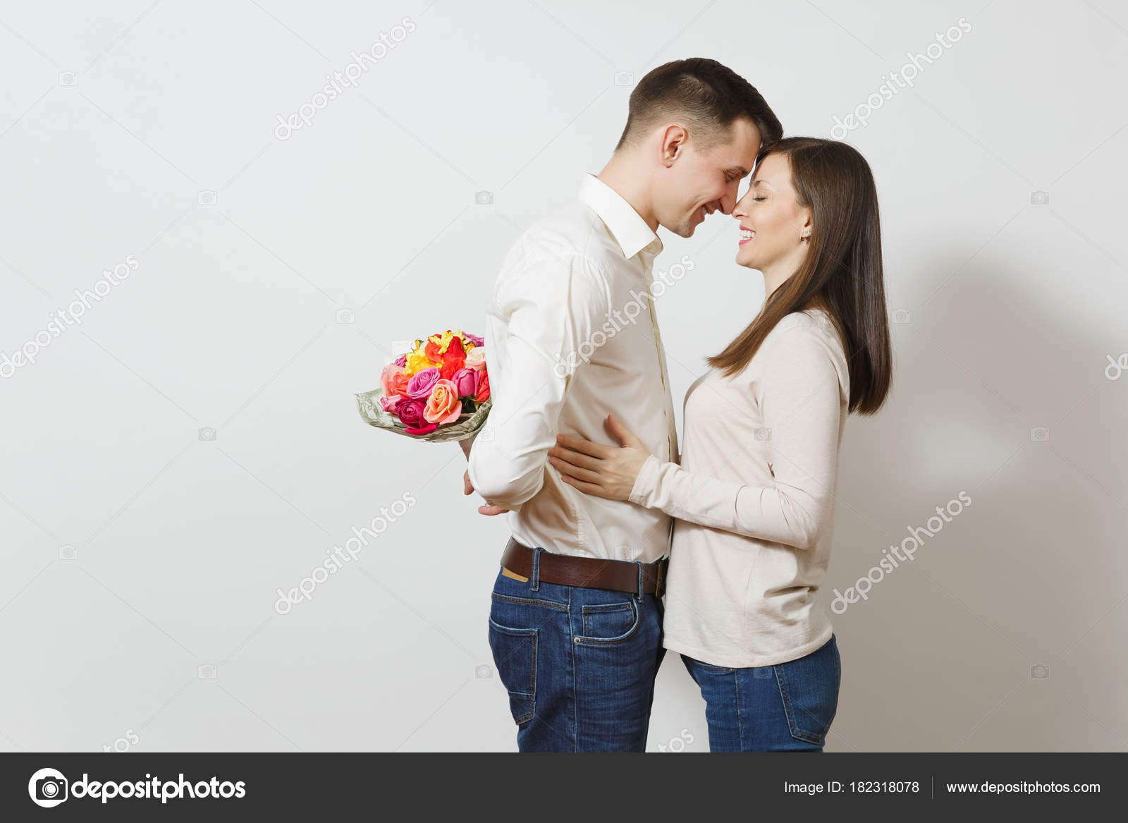 Homme amoureux qui se cache [PUNIQRANDLINE-(au-dating-names.txt) 57
