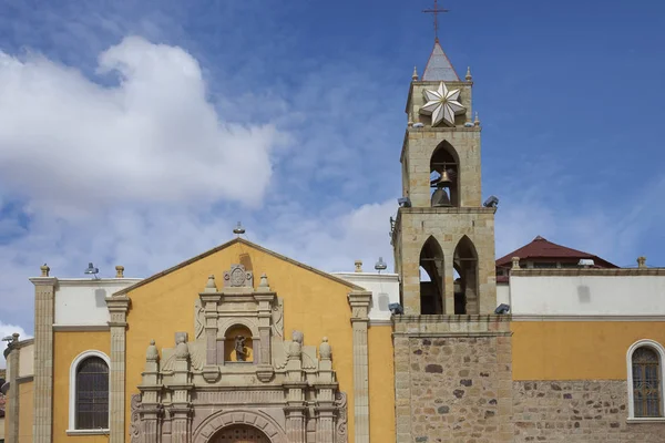 Igreja histórica em Oruro — Fotografia de Stock