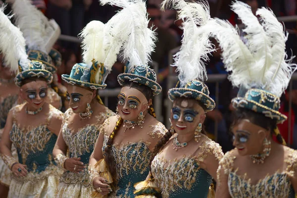 Maskierte Tänzer beim Oruro-Karneval — Stockfoto