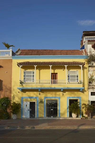 Kleurrijke gebouwen van Cartagena, Colombia. — Stockfoto
