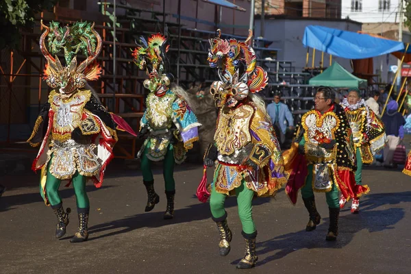 Gemaskerde Diablada dansers op het carnaval van Oruro — Stockfoto