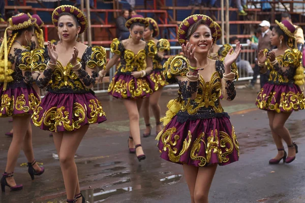 Dançarinos Caporales no Carnaval de Oruro — Fotografia de Stock