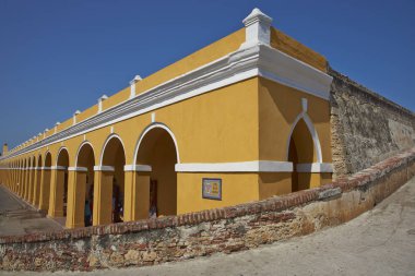 Cartagena, tarihi binalar