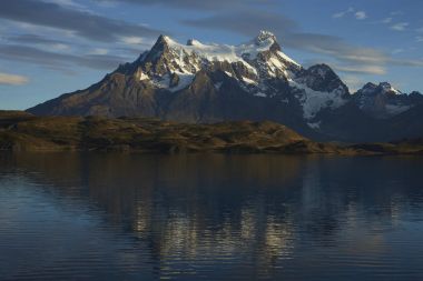 Torres del Paine Millî Parkı dağlarında