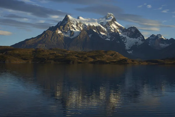 Montagne del Parco Nazionale di Torres del Paine — Foto Stock