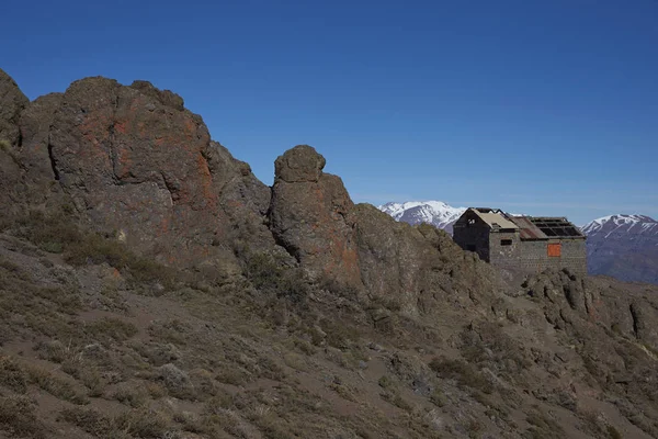 Refugio Alemana in Yerba Loca — 图库照片