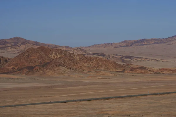 Pan-Amerikaanse snelweg in de Atacama woestijn — Stockfoto