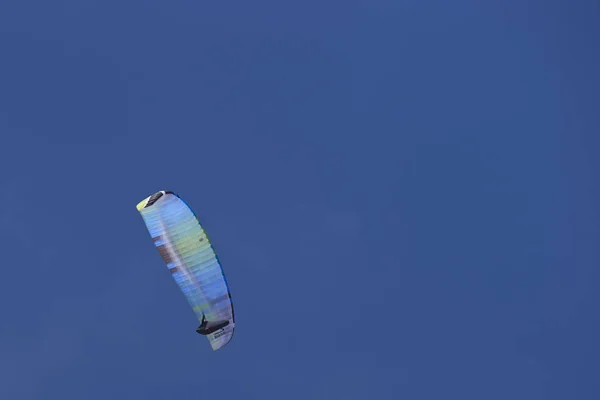 Paragliding nad Iquique v severním Chile — Stock fotografie