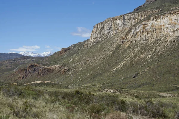 位于智利北部巴塔哥尼亚 Chacabuco 山谷的崎岖悬崖 — 图库照片